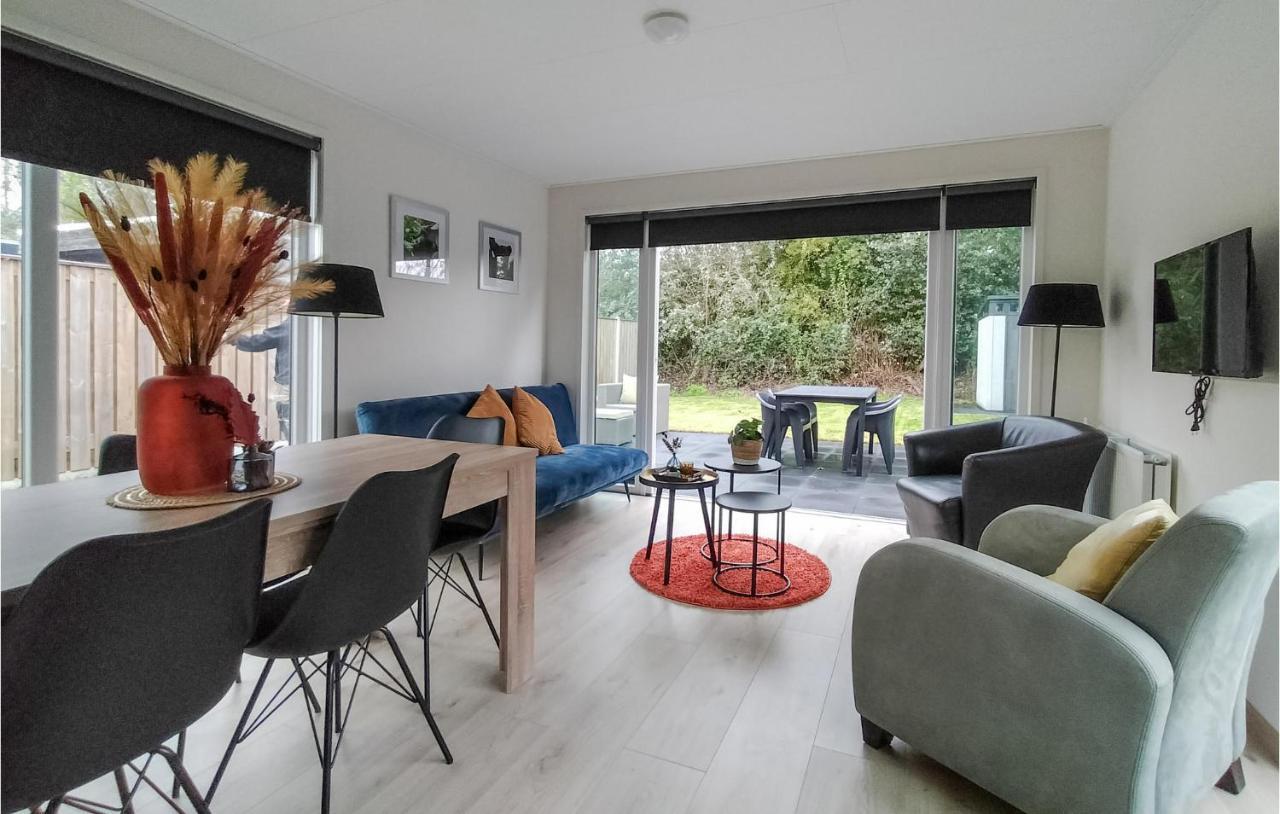 2 Bedroom Awesome Home In Heinkenszand Eksteriør bilde